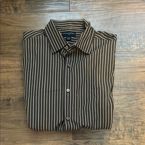 Banana Republic Brown Casual Button Down Shirt Classic Style Sz. M 15-15 1/2 - Picture 7 of 7
